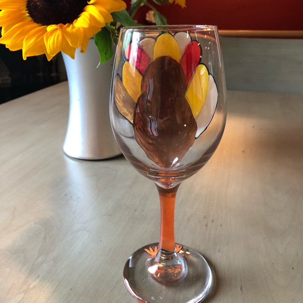 HAND CRAFTED Thanksgiving Wineglass - Picture 3 of 4